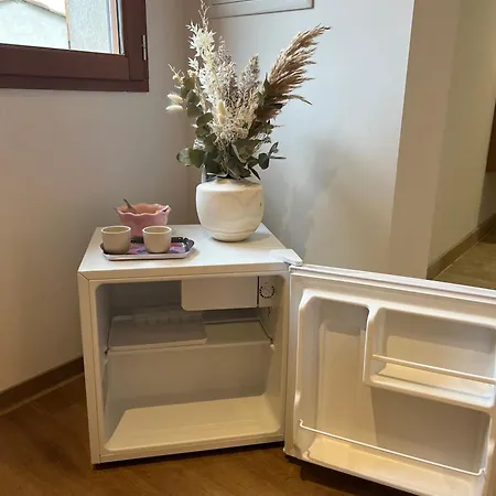 לינה וארוחת בוקר Le Cabanon De Pepe 3*